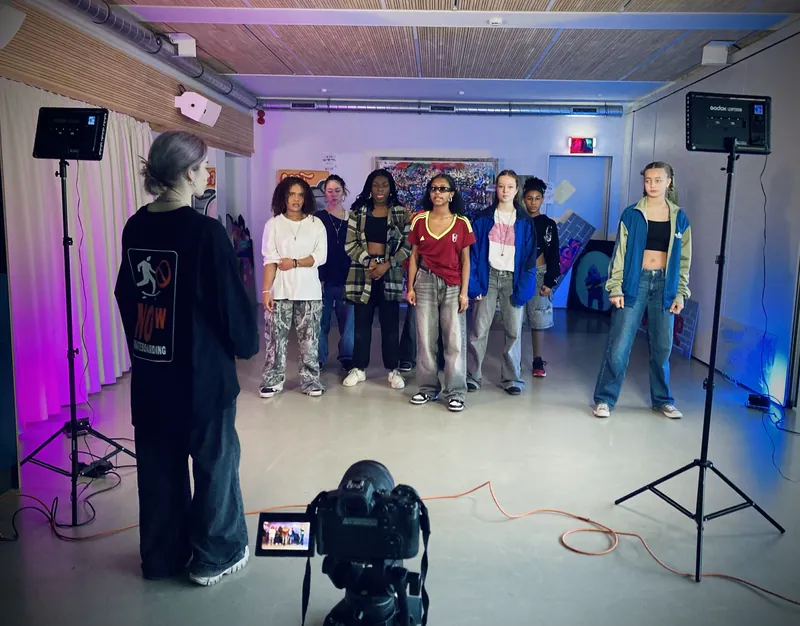 Musikvideodreh mit „JUST GILRS“ in der Esche